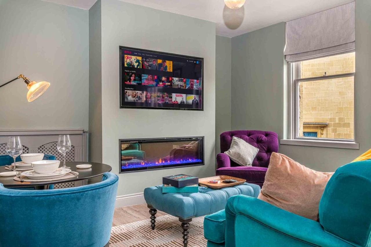 Beautiful Modern 1 Bedroom Apartment, City Centre Bath Bagian luar foto