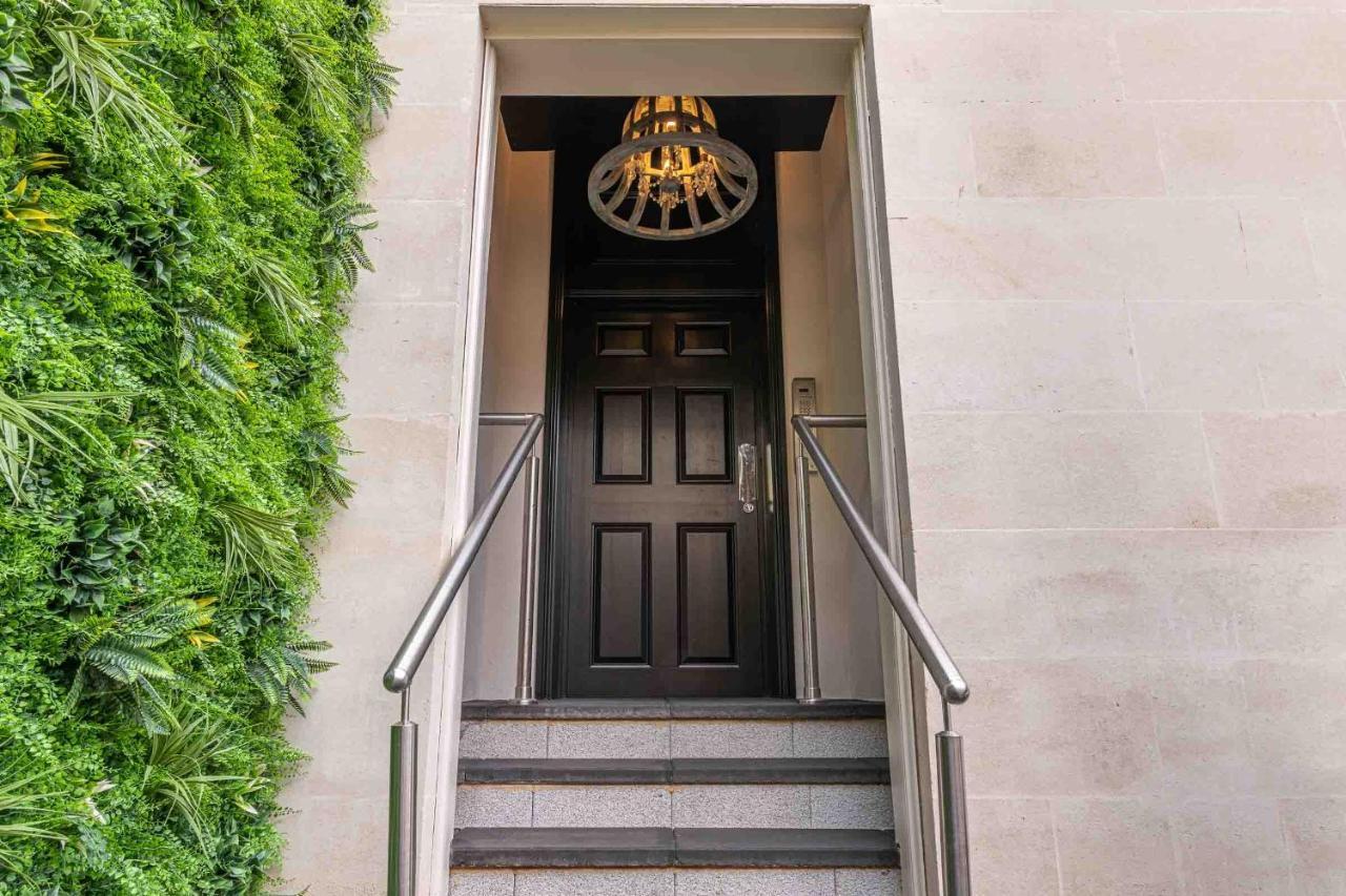 Beautiful Modern 1 Bedroom Apartment, City Centre Bath Bagian luar foto